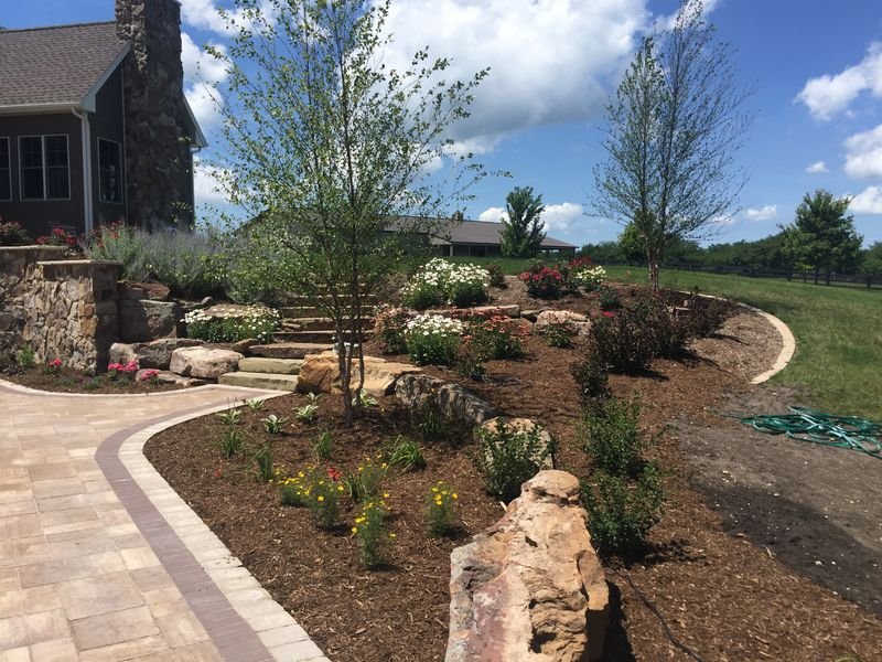 professional landscaping in bloomington, il